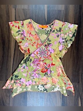 Cynthia Steffe yellow silk chiffon fairy top with multi color florals
